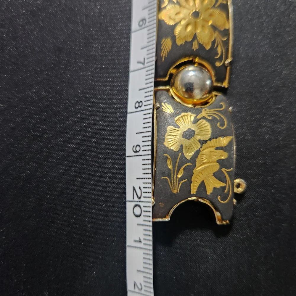 Vintage Damascene Victorian-Style Black and Gold Floral Bracelet & Pendant Set - Picture 6 of 8